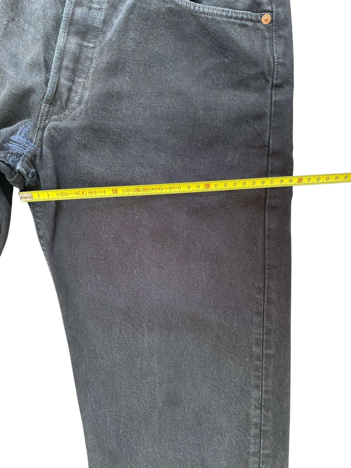 Levi’s 501 Black Denim Jeans - M