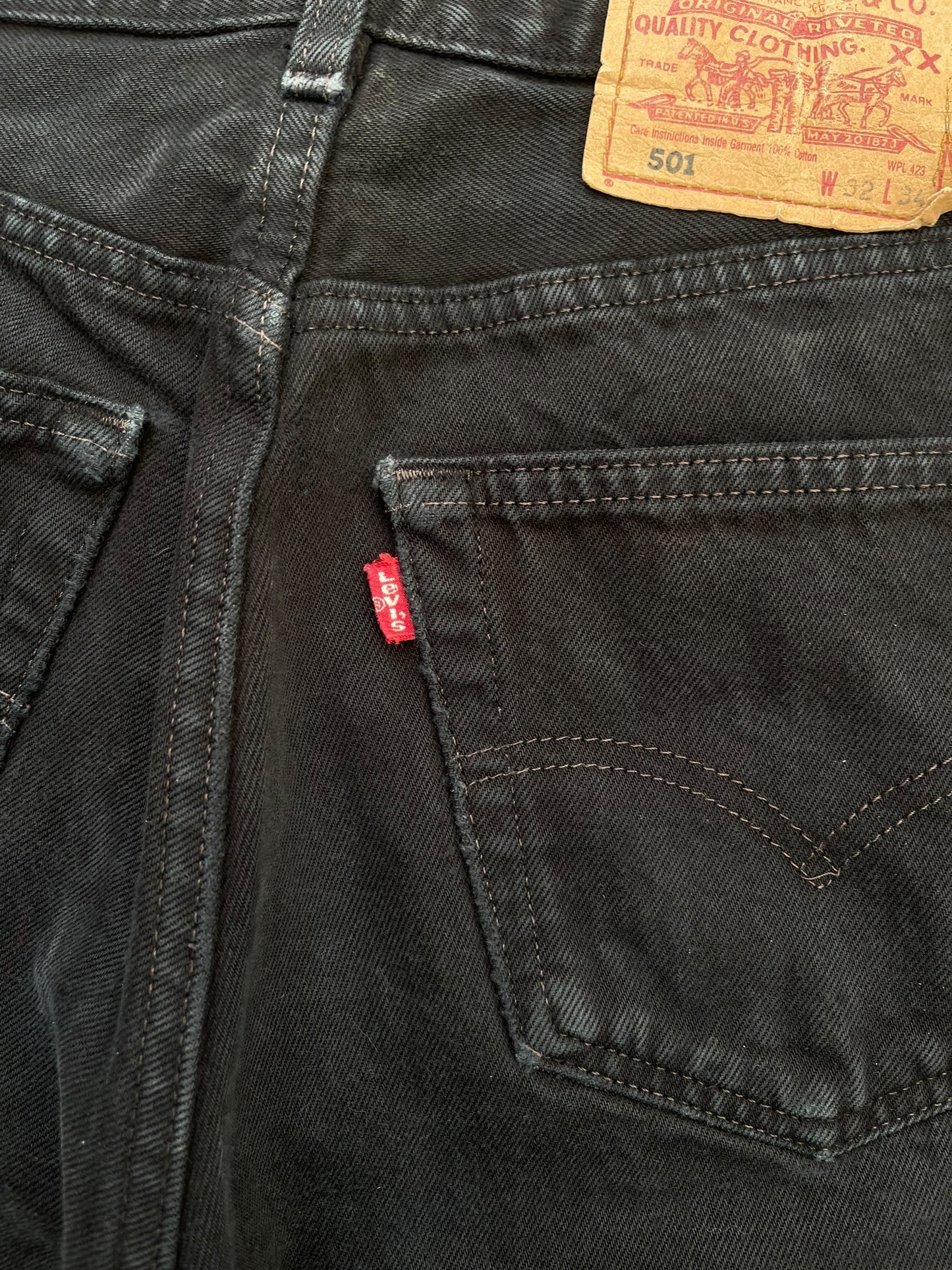 Levi’s 501 Black Denim Jeans - M
